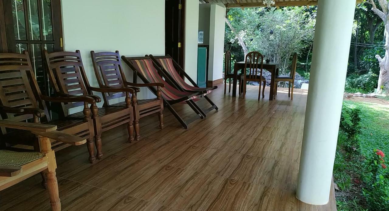 Top Rock Villa Unawatuna Luaran gambar