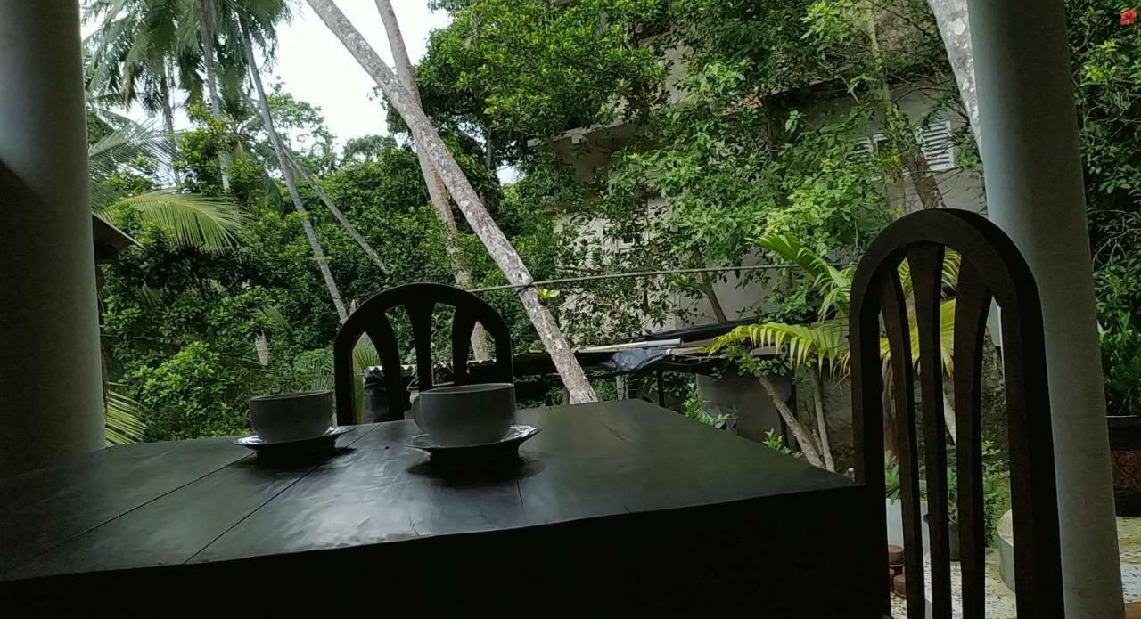 Top Rock Villa Unawatuna Luaran gambar
